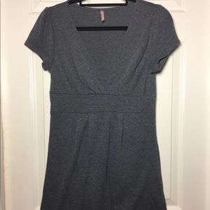 Grey v neck dress